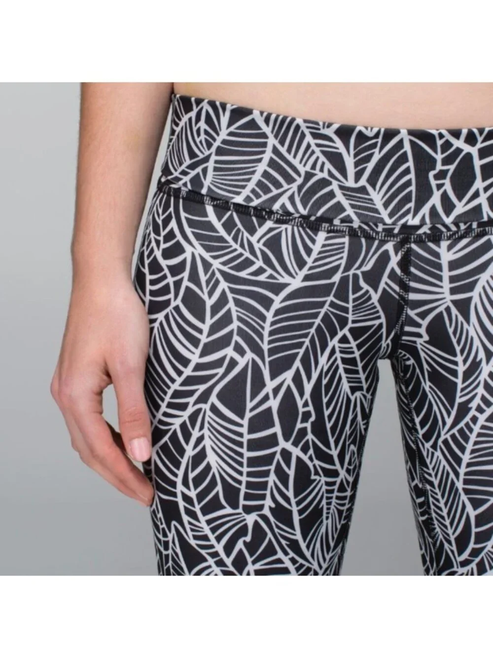 Lululemon Wunder Under Pant *Full-On Luxtreme (Roll Down)Pretty Palm Black Ang